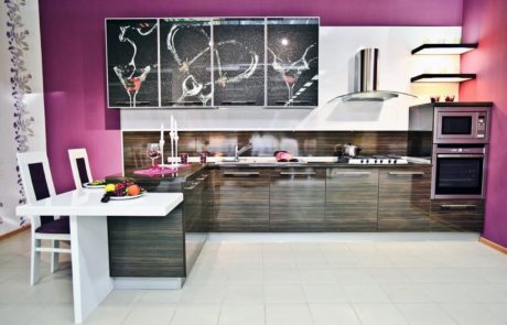 Комфорт и элегантность на кухне с фасадами МДФ